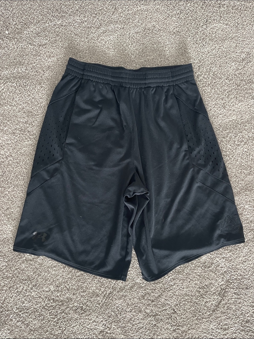 Under Armour Men’s Black Athletic Mesh Training Shorts